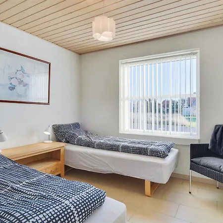 Σπίτι διακοπών Fengur - 330m From The Sea By Interhome *